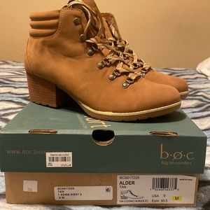 B.O.C (Born In Comfort) Shoes Size 9 Medium; Tan (Cognac) Color